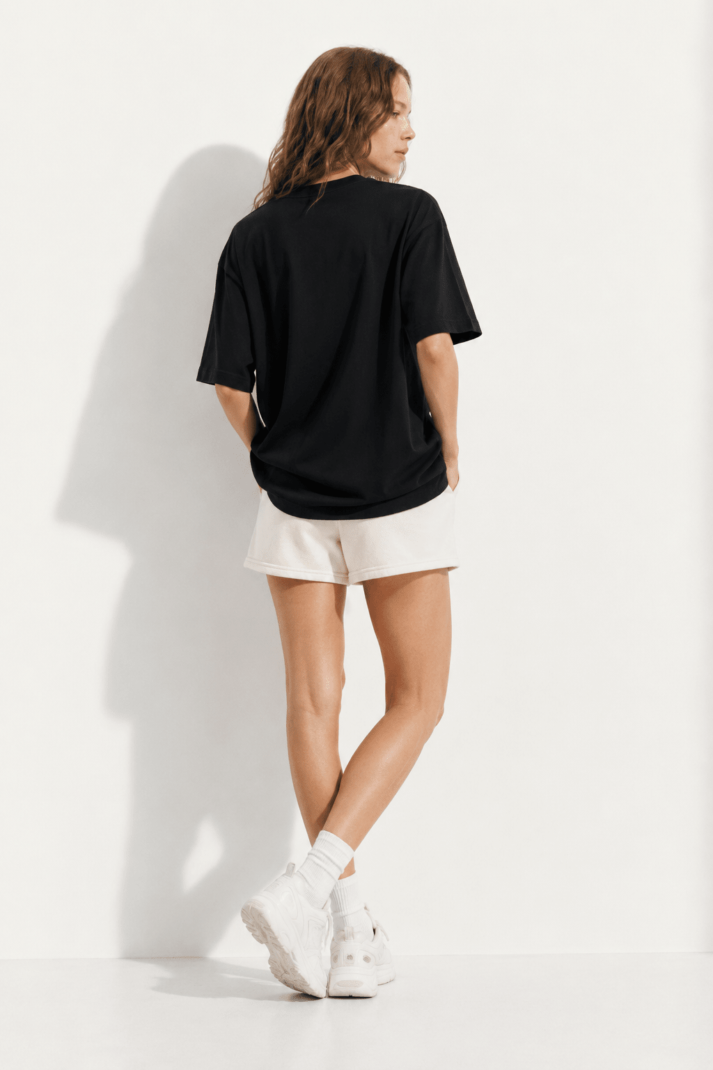ANIME - OVERSIZED WOMEN'S T-SHIRT - URBUNX