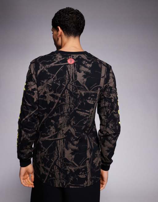 ICECREAM all over tree camo print